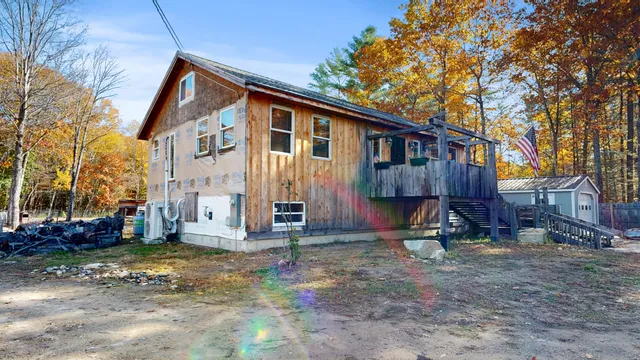 $225,000 | 167 East Oxford Road, Oxford, ME 04270