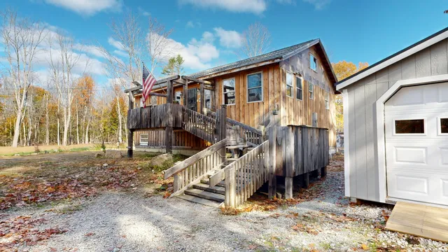 $225,000 | 167 East Oxford Road, Oxford, ME 04270