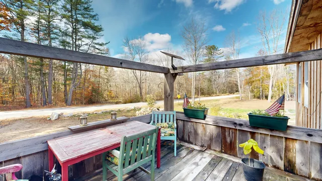 $225,000 | 167 East Oxford Road, Oxford, ME 04270