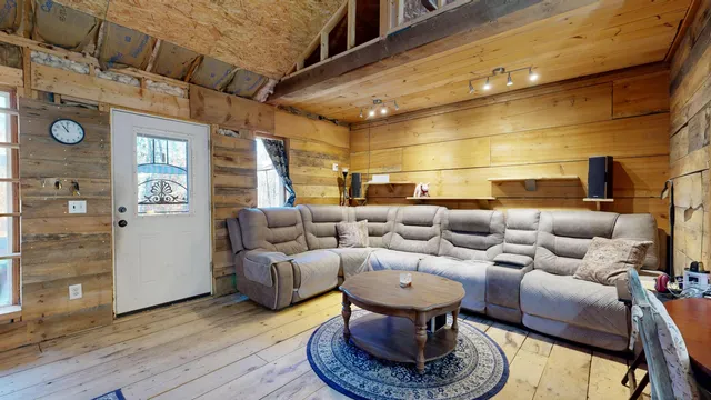 $225,000 | 167 East Oxford Road, Oxford, ME 04270