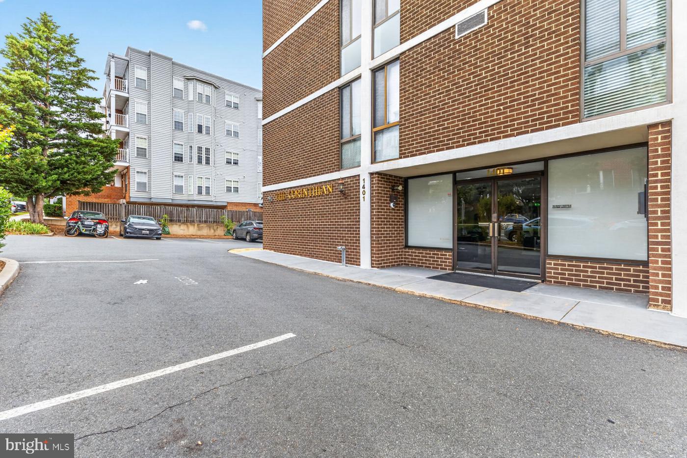 1401 North Rhodes Street, Unit 604 Arlington, VA 22209 - Photo 23 of 25 Rarely Available Boutique Building