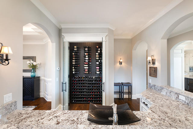 930 East Hillside Road Naperville, IL 60540 - Photo 14 of 47