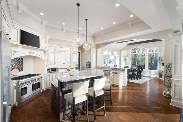 930 East Hillside Road Naperville, IL 60540 - Photo 22 of 47