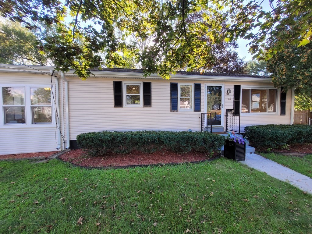 82 Pelham Street Springfield, MA 01109 - Photo 1 of 17