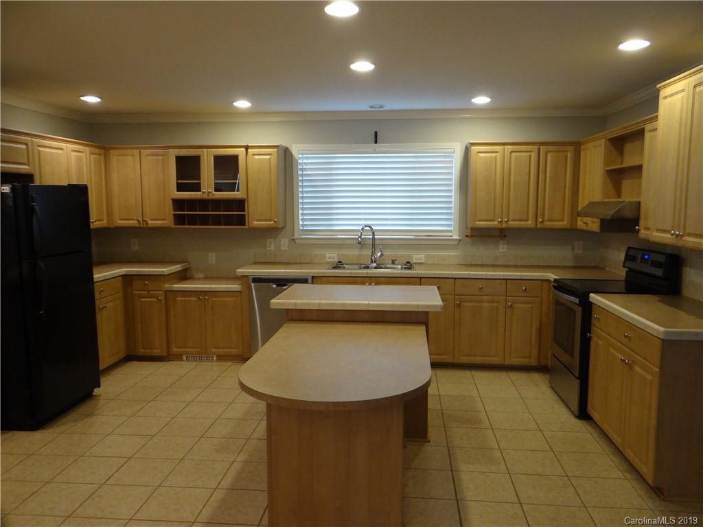 5871 3 D Ranch Lane Conover, NC 28613 - Photo 11 of 25 Gallery Image 11