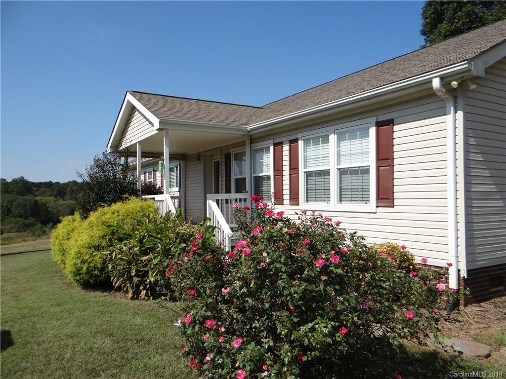 5871 3 D Ranch Lane Conover, NC 28613 - Photo 3 of 25 Gallery Image 3