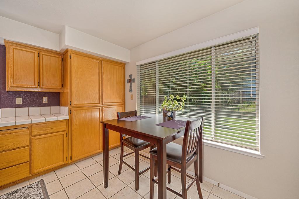 194 Briggs Ranch Drive Folsom, CA 95630 - Photo 12 of 28