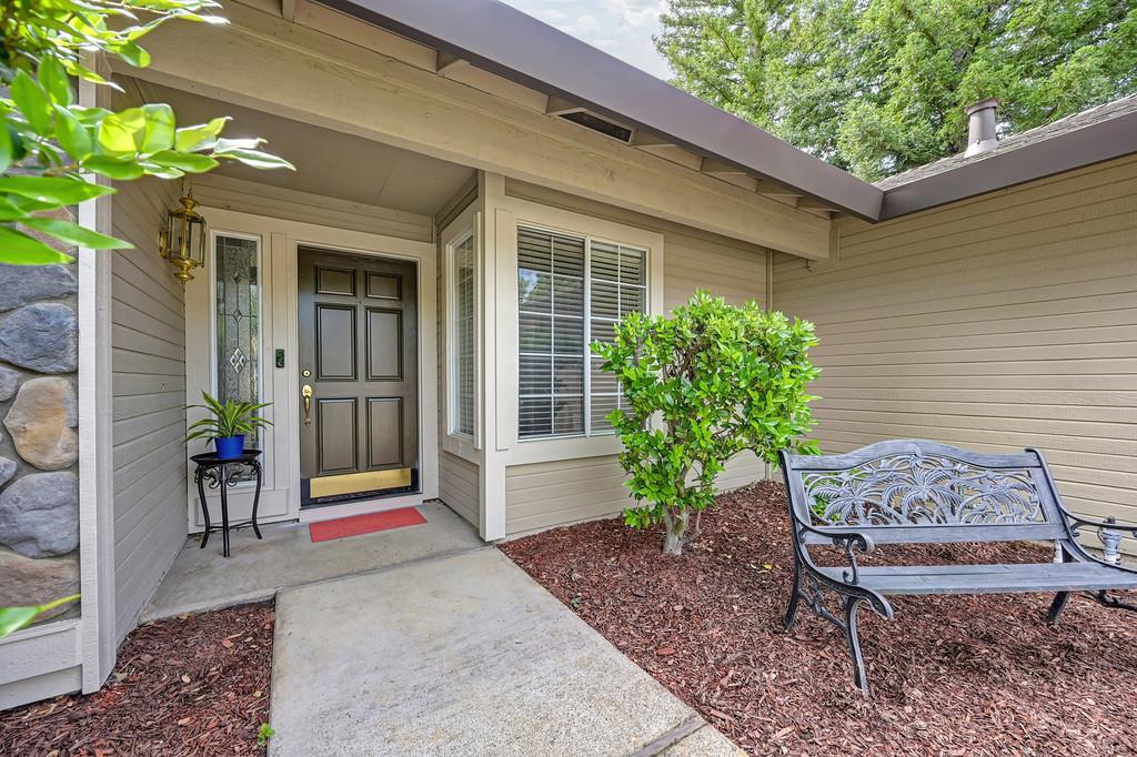 194 Briggs Ranch Drive Folsom, CA 95630 - Photo 4 of 28