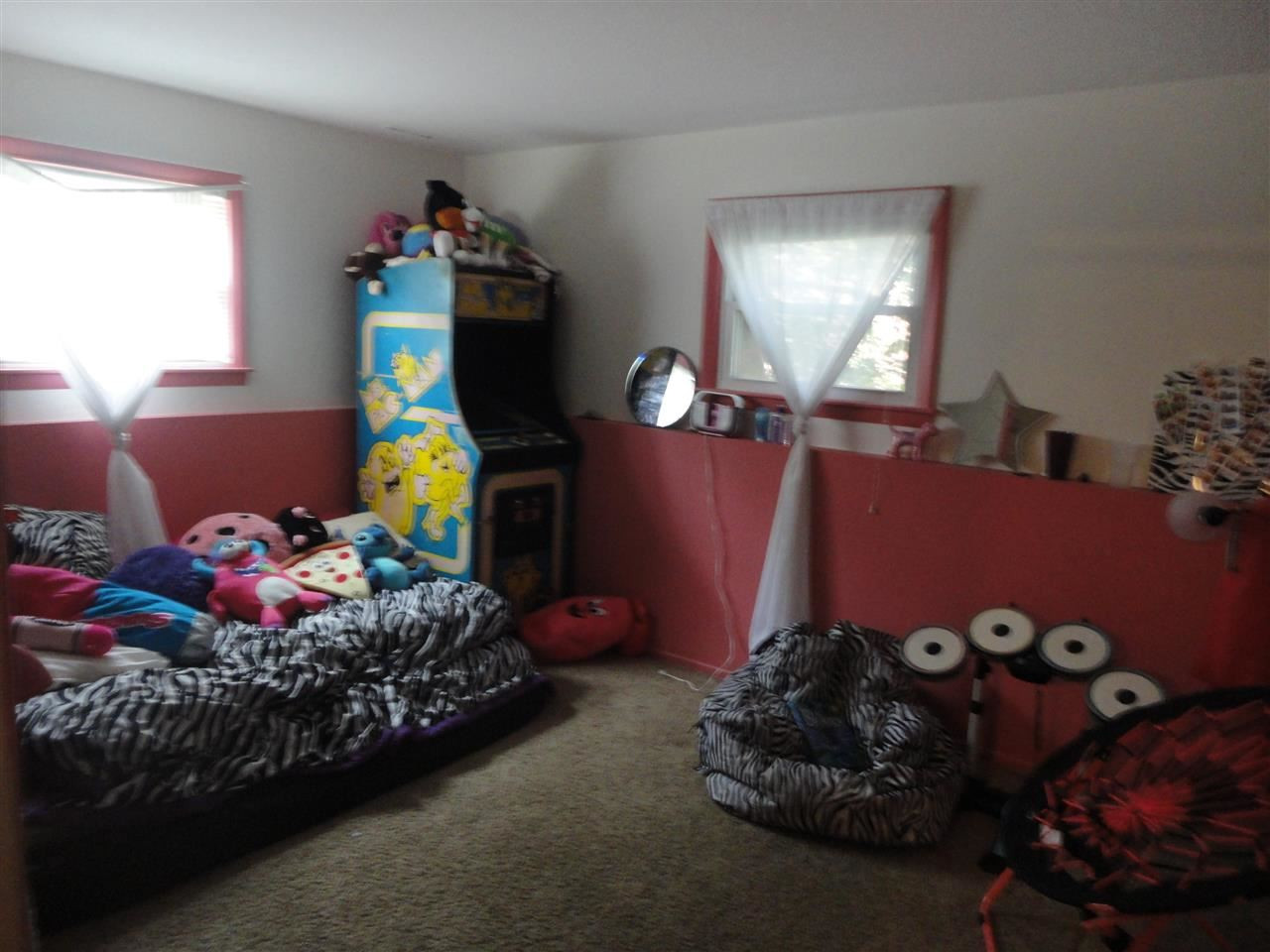 66 Bayberry Road Rotterdam, NY 12306 - Photo 9 of 13 Photo 9