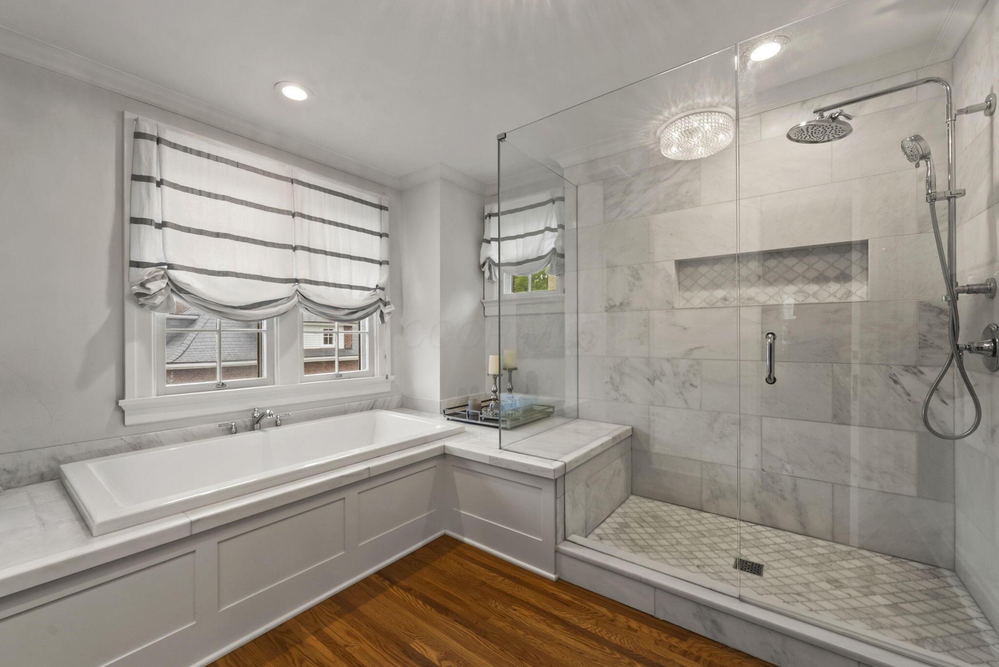 1875 Roxbury Road Upper Arlington, OH 43212 - Photo 48 of 97 Primary Bath