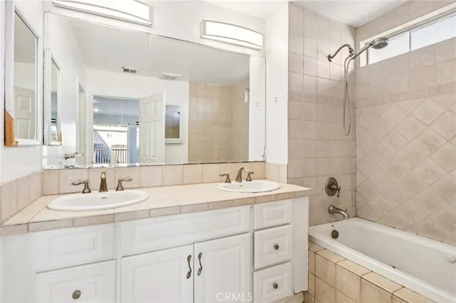 $899,900 | 10509 Silverton, Tujunga, CA 91042