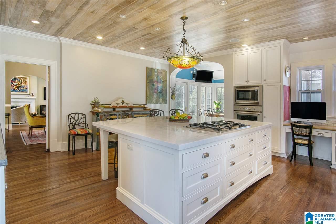 818 Essex Road Birmingham, AL 35222 - Photo 7 of 37