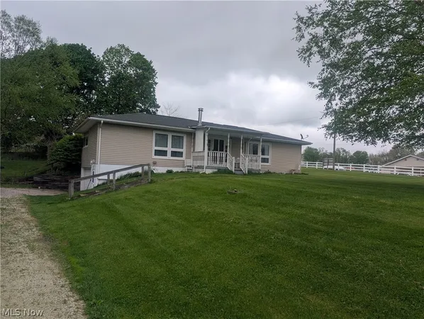 434 Steubenville Road Southeast, Carrollton, OH 44615