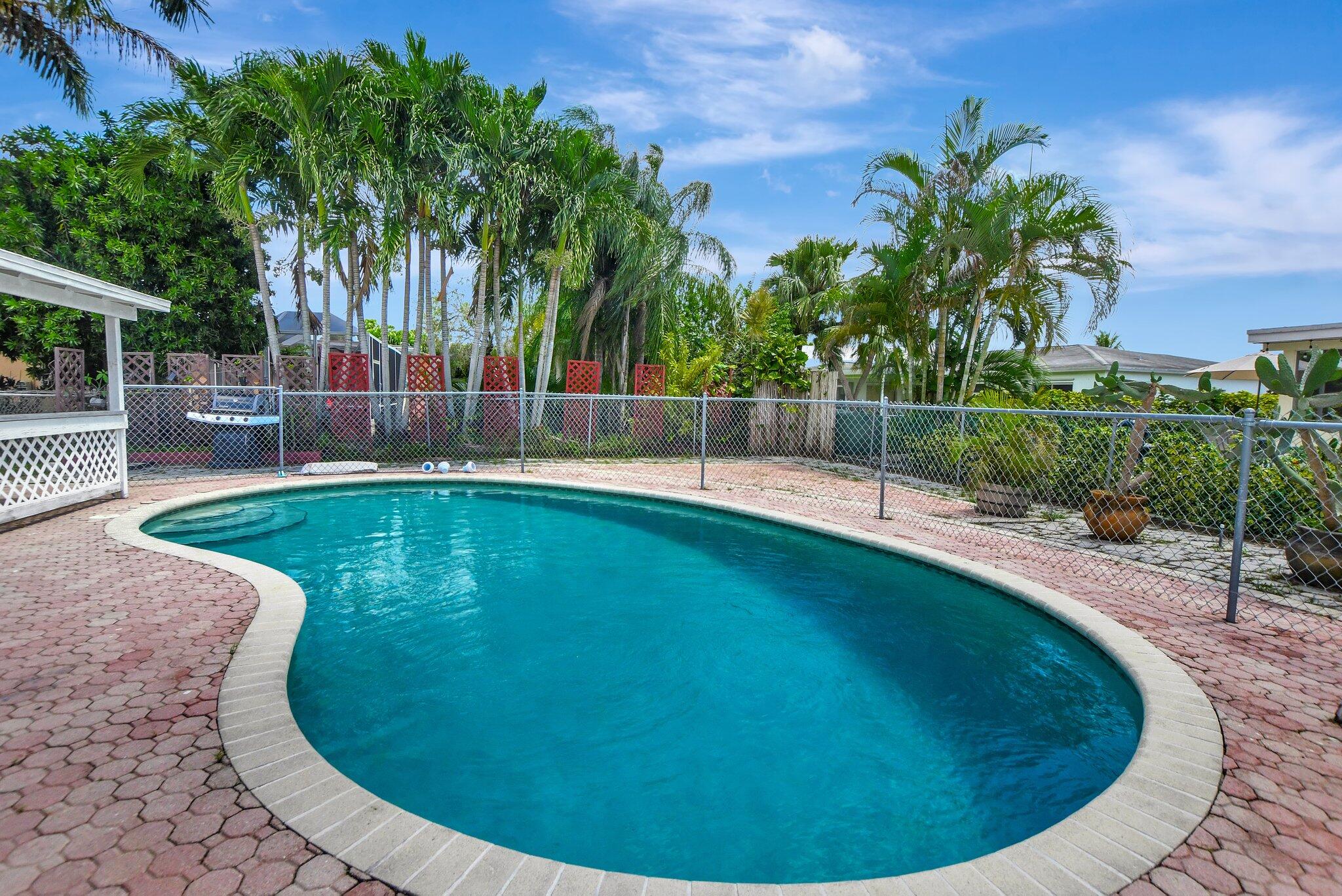 10920 Gable Street Boca Raton, FL 33428 - Photo 32 of 37 32-web-or-mls-DSC_1276