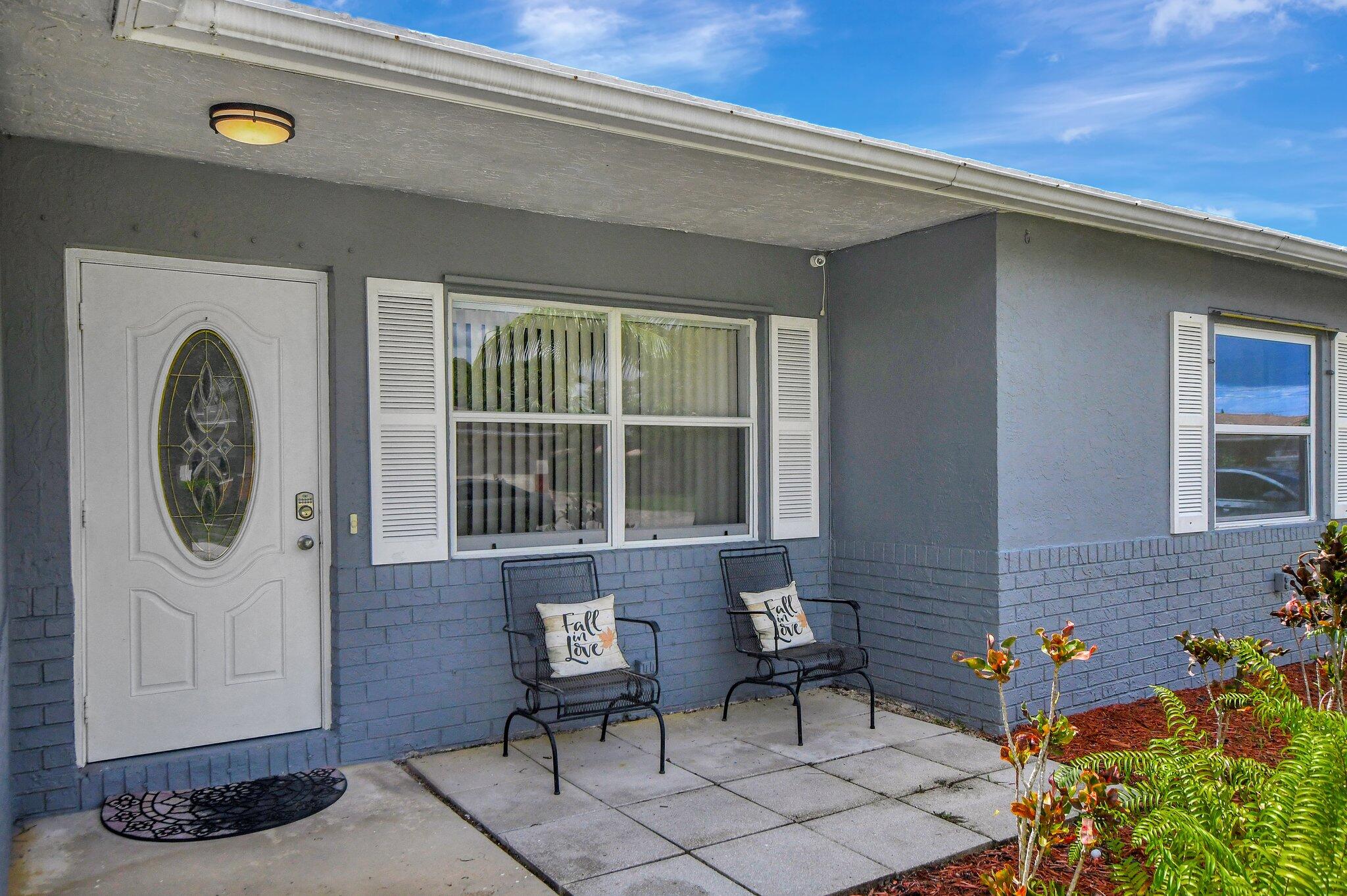 10920 Gable Street Boca Raton, FL 33428 - Photo 4 of 37 4-web-or-mls-DSC_1136