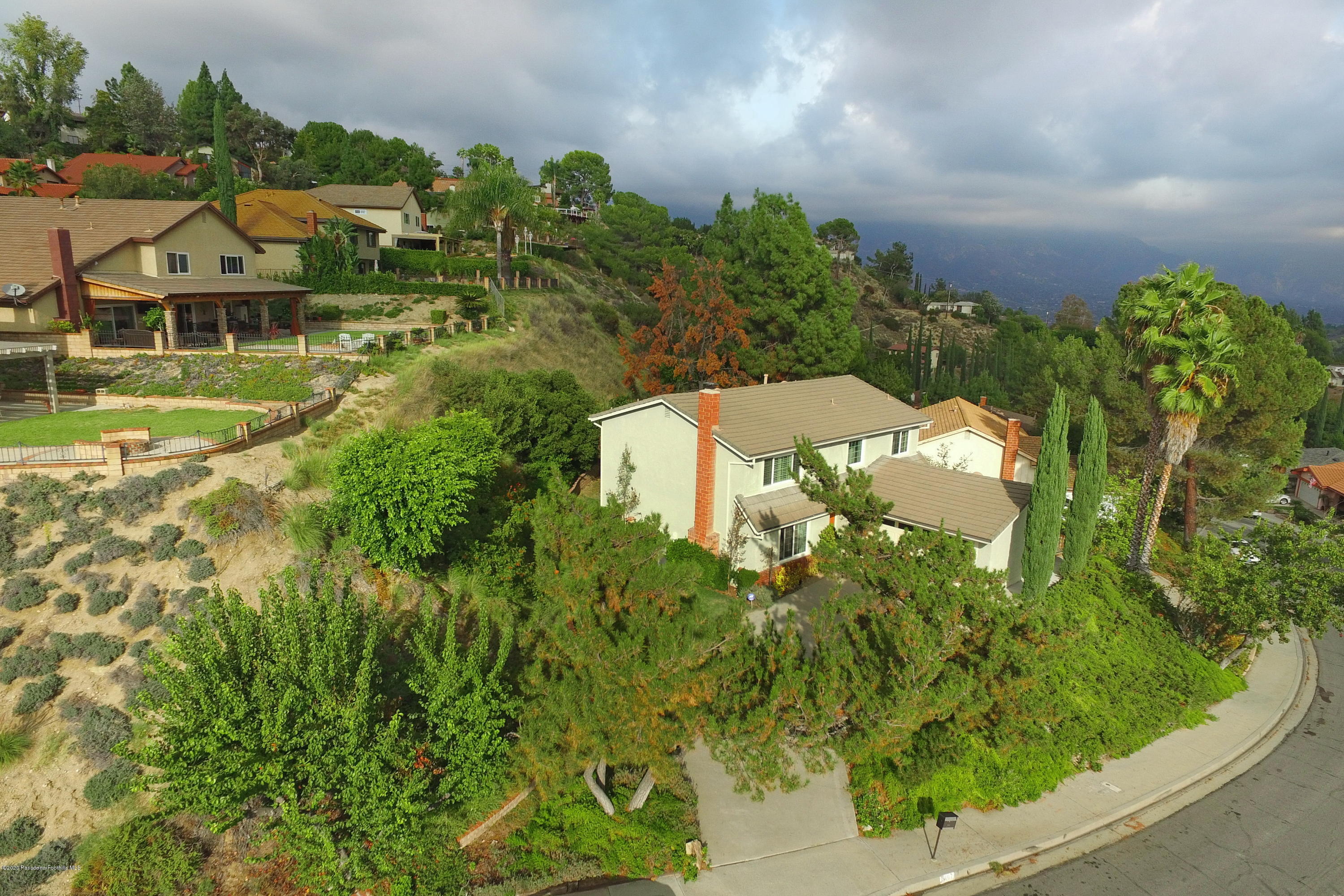 3107 Chadney Drive Glendale, CA 91206 - Photo 25 of 26 an aerial view of a house