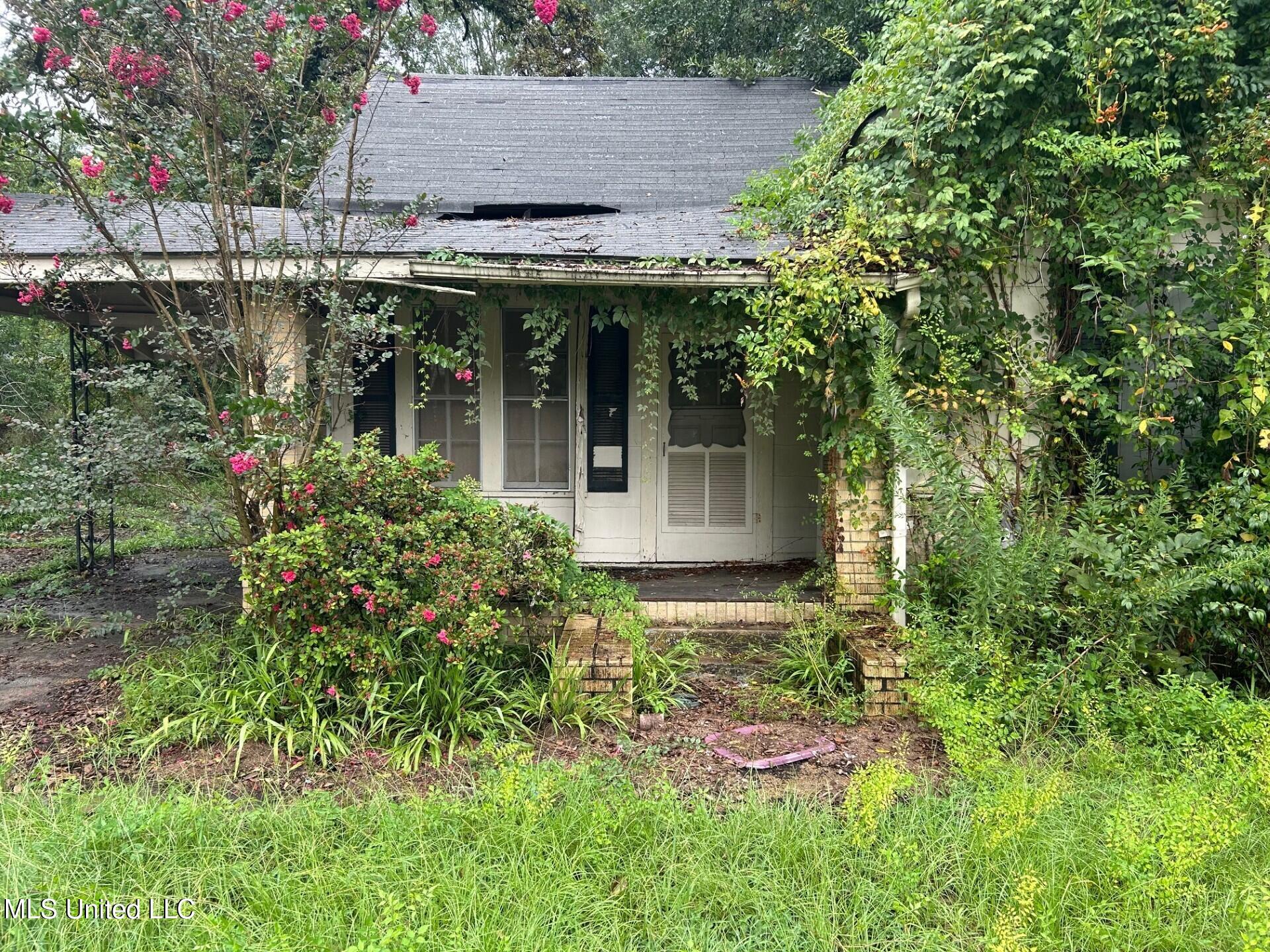 850 West Congress Street Brookhaven, MS 39601 - Photo 4 of 8 thumbnail_image0