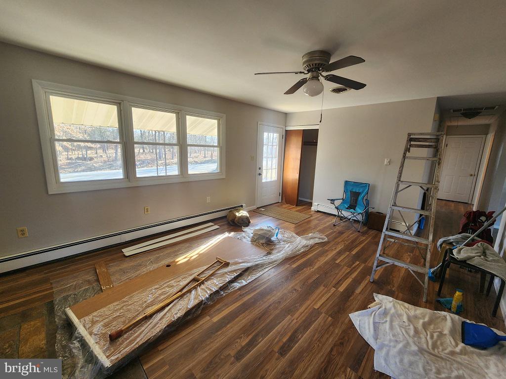 261 Shrivers Corner Road Biglerville, PA 17307 - Photo 4 of 23 Gallery Image 4