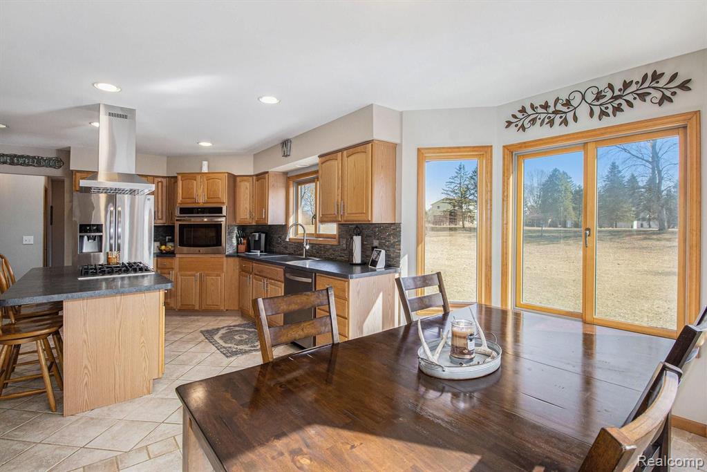 8533 Clyde Road Fenton, MI 48430 - Photo 11 of 30