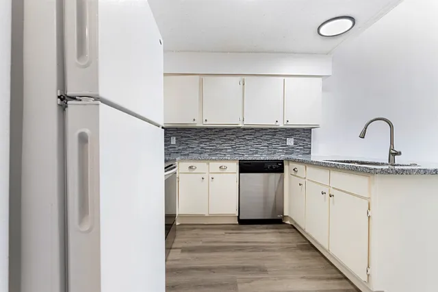 $104,990 | 12232 Bob White Drive, Houston, TX 77035