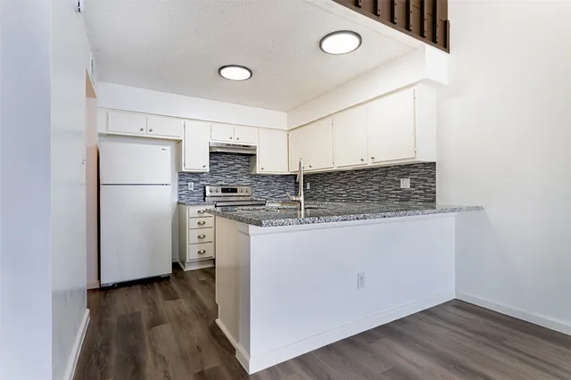 $104,990 | 12232 Bob White Drive, Houston, TX 77035