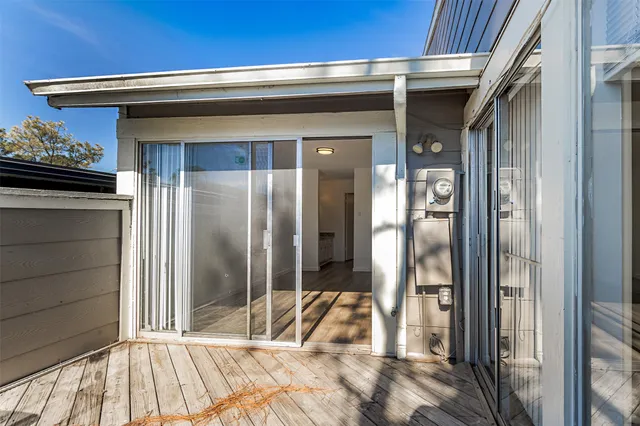 $104,990 | 12232 Bob White Drive, Houston, TX 77035