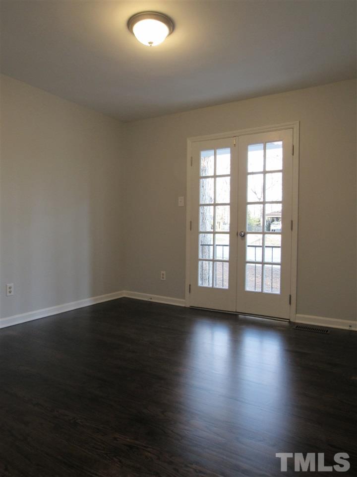 603 Southeast Maynard Road Cary, NC 27511 - Photo 15 of 21 Gallery Image 15