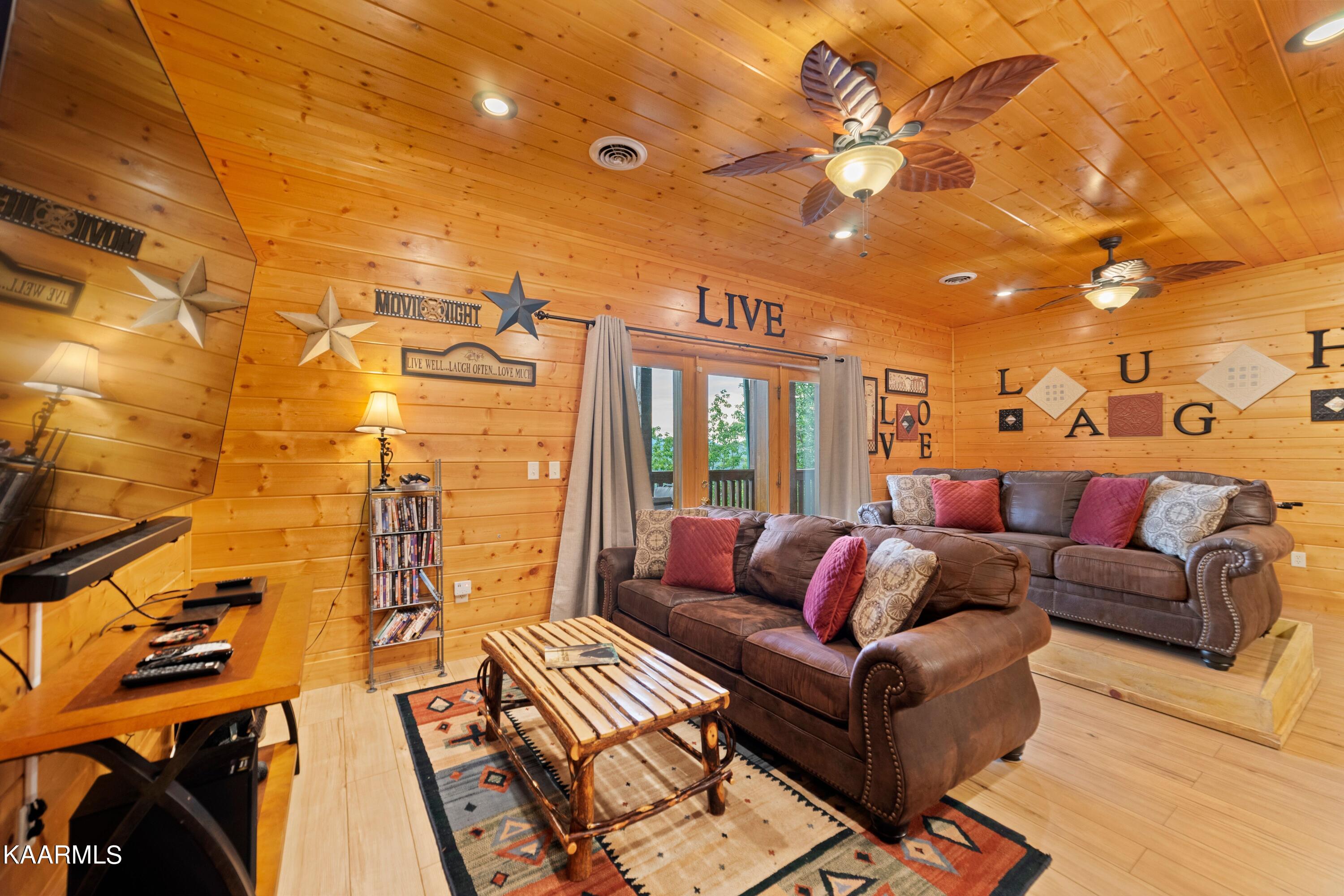 1940 Fox Ridge Way Sevierville, TN 37862 - Photo 45 of 60 Ae0tHA_Q