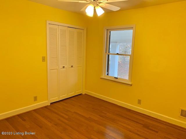 1903 Round Ridge Road Louisville, KY 40207 - Photo 30 of 43 Upstairs Bedroom 3
