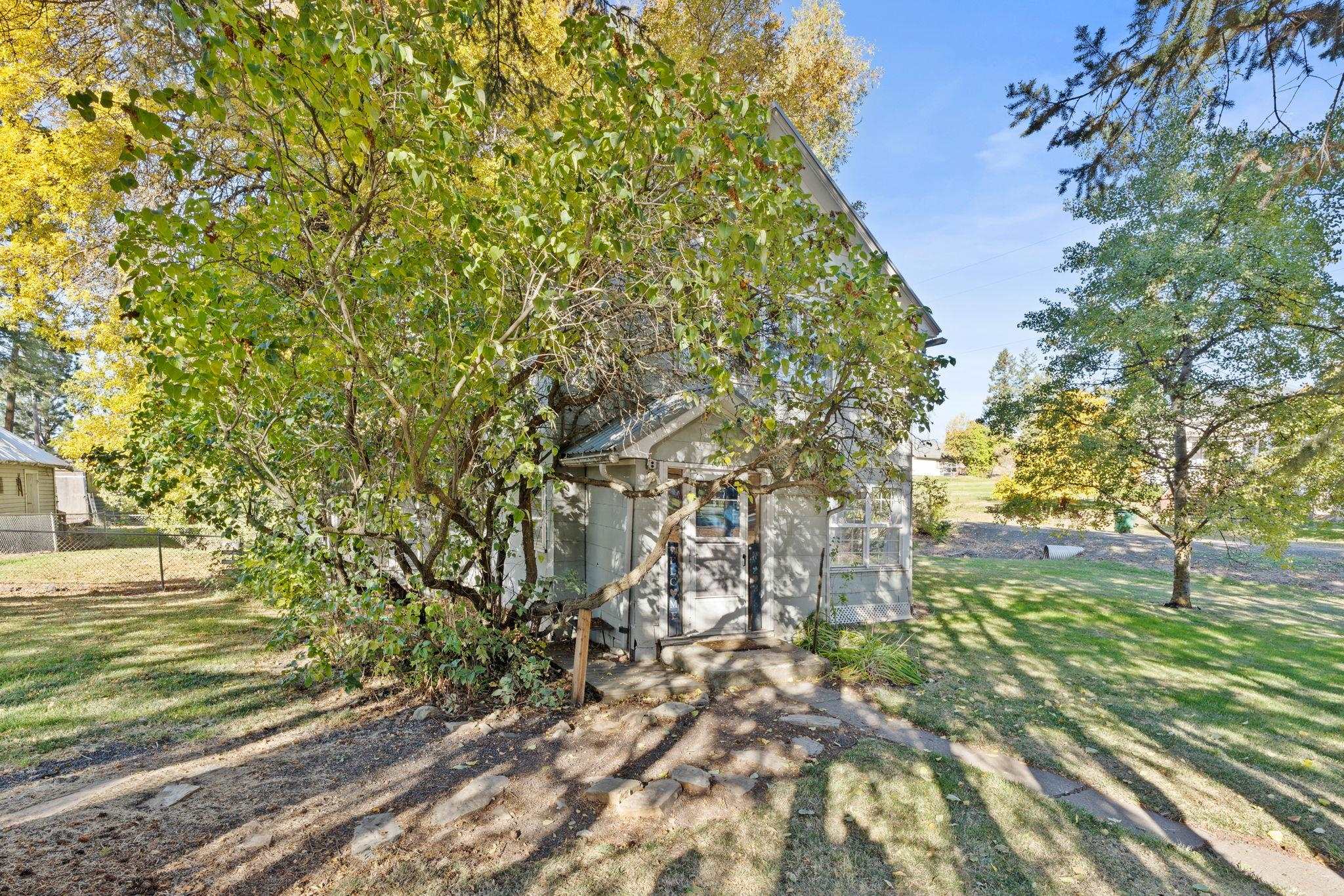 203 3rd Street Farmington, WA 99128 - Photo 2 of 50