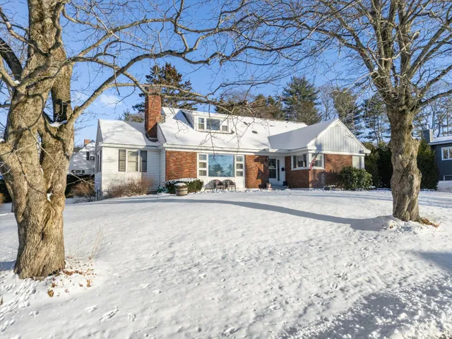 $549,900 | 201 Clyde Road, Bangor, ME 04401