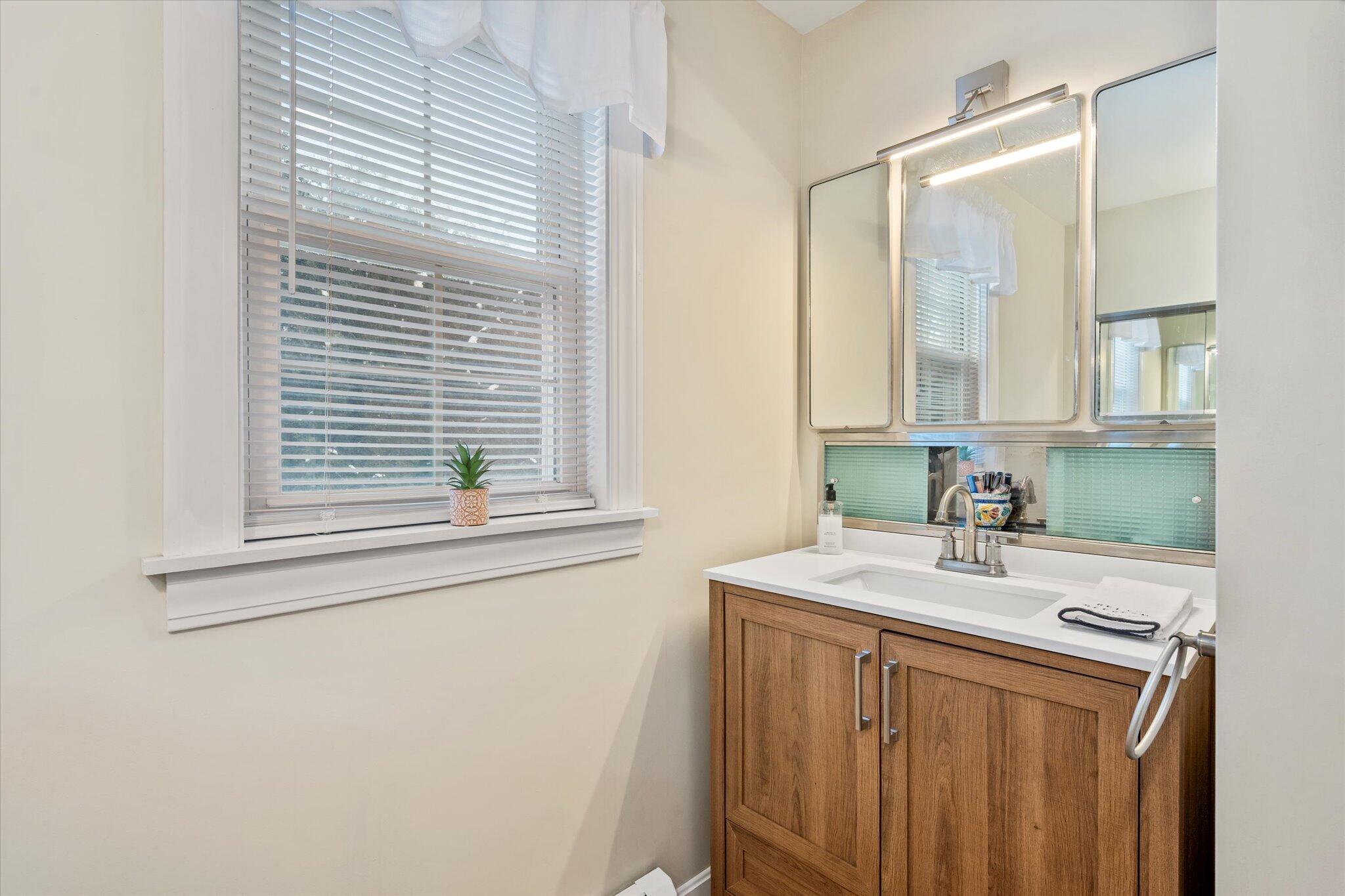 201 Clyde Road Bangor, ME 04401 - Photo 29 of 55 29-Bathroom 1