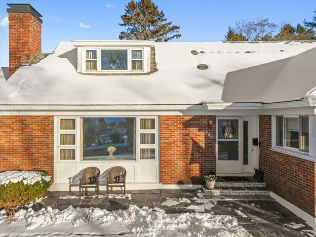 $549,900 | 201 Clyde Road, Bangor, ME 04401