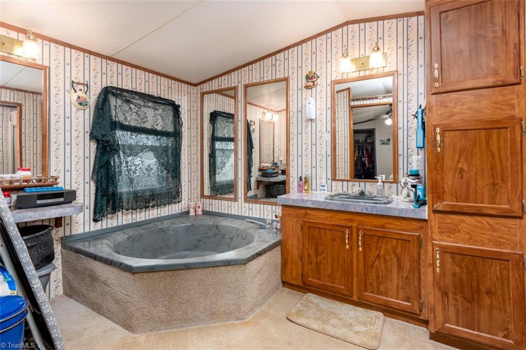 1187 Deer Chase Road Madison, NC 27025 - Photo 12 of 27 Gallery Image 12