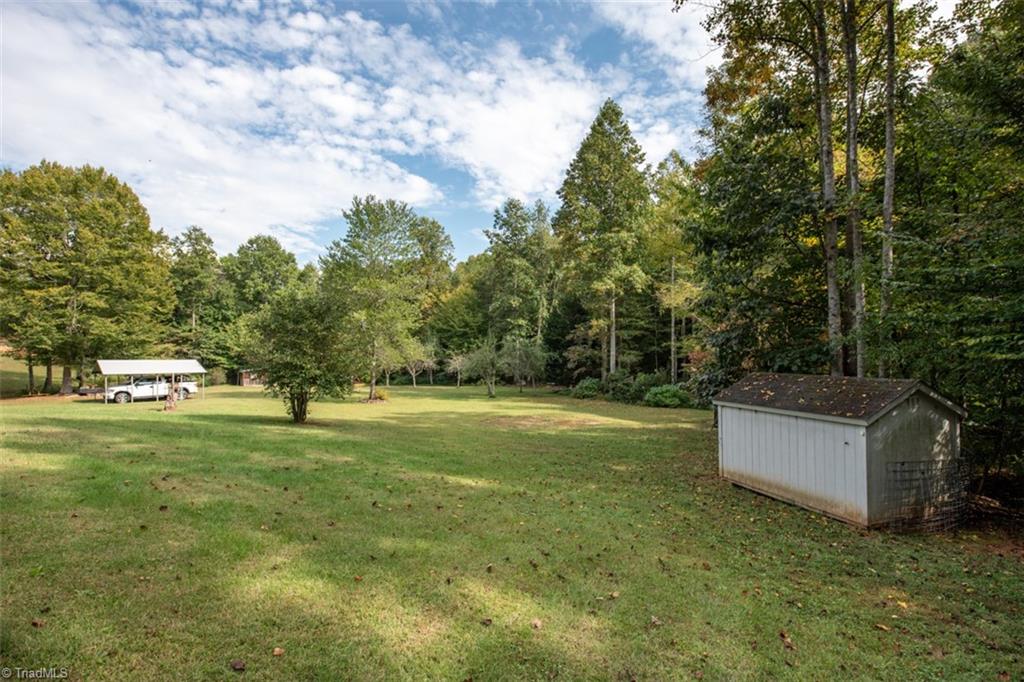 1187 Deer Chase Road Madison, NC 27025 - Photo 20 of 27 Gallery Image 20