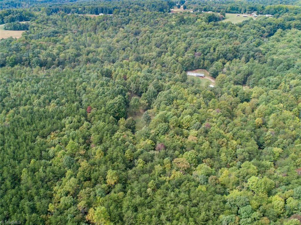 1187 Deer Chase Road Madison, NC 27025 - Photo 24 of 27 Gallery Image 24