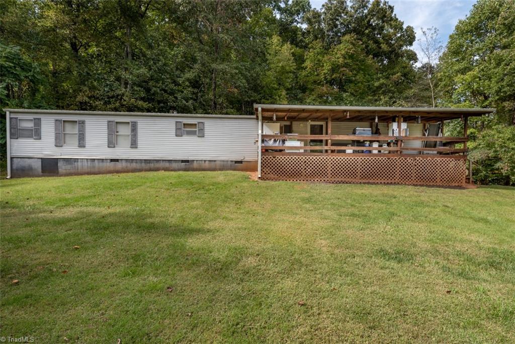 1187 Deer Chase Road Madison, NC 27025 - Photo 5 of 27 Gallery Image 5