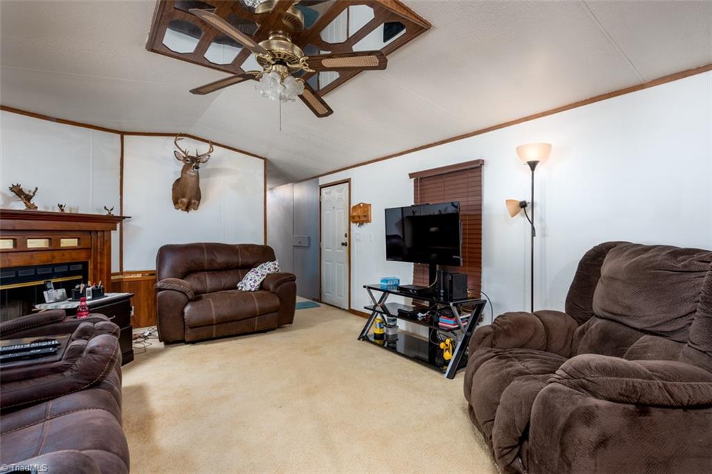 1187 Deer Chase Road Madison, NC 27025 - Photo 7 of 27 Gallery Image 7
