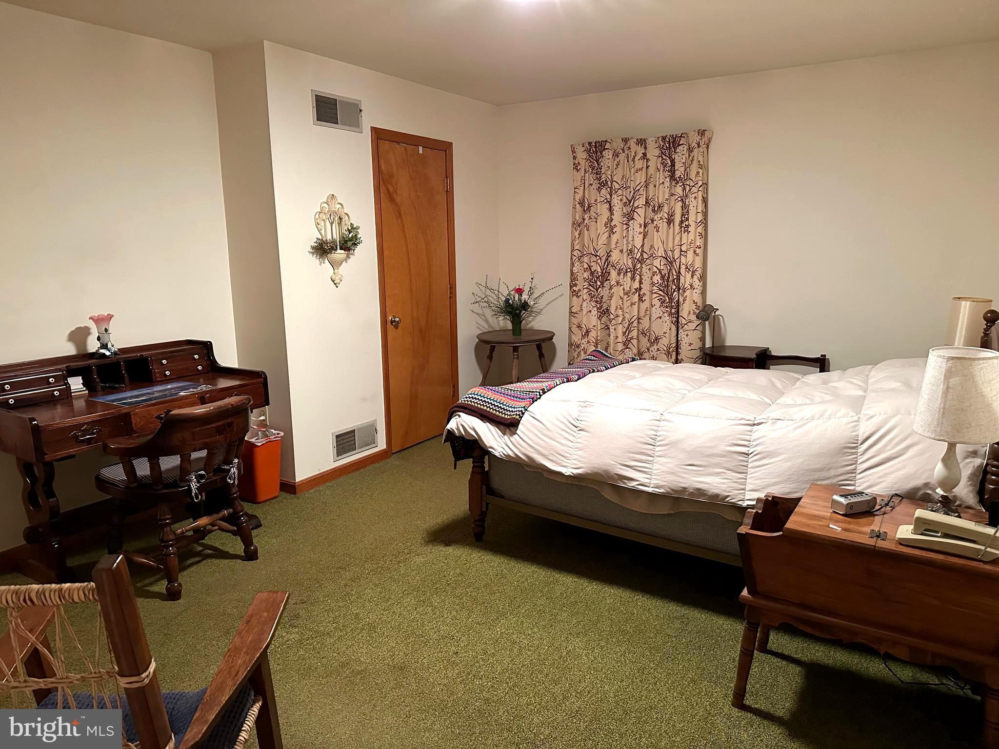 9305 Old Waterloo Road Warrenton, VA 20186 - Photo 24 of 63 Spacious Primary Bedroom w/2 Custom Closets.