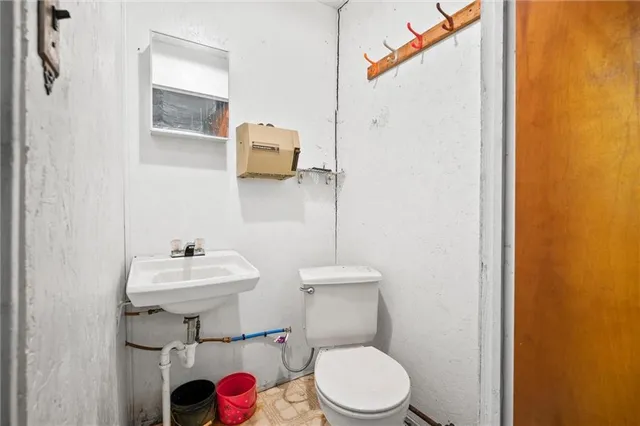 $39,900 | 1677 Shady Plain Road, Apollo, PA 15613