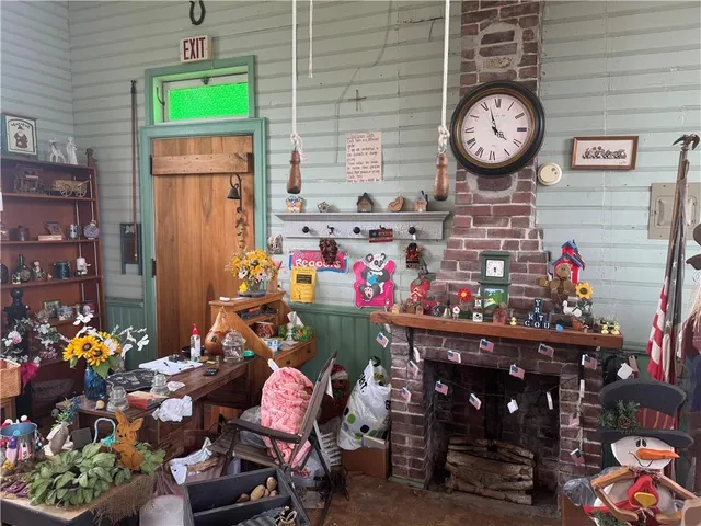 $39,900 | 1677 Shady Plain Road, Apollo, PA 15613