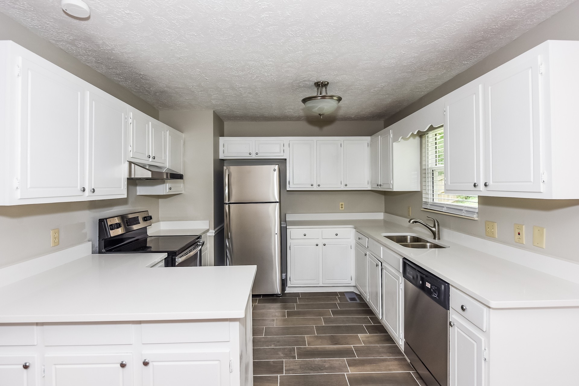 1133 Jacksons View Road Hermitage, TN 37076 - Photo 2 of 17