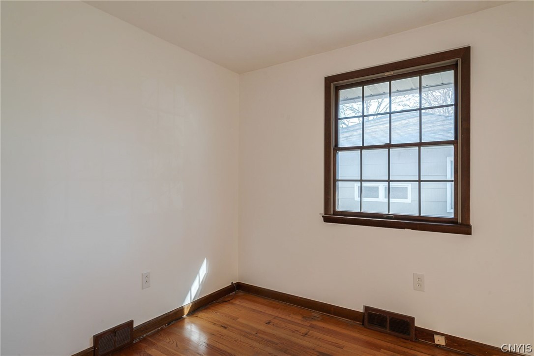 109 Ruth Road Clay, NY 13212 - Photo 15 of 21