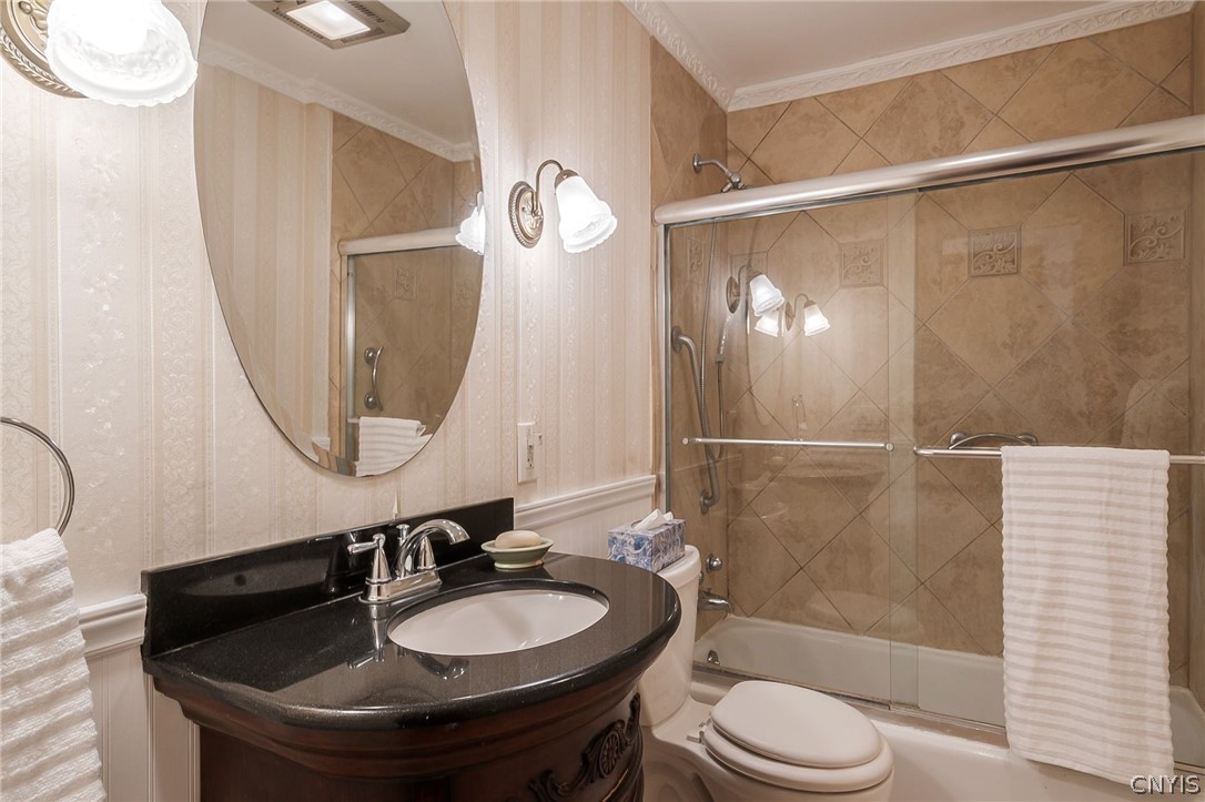 109 Ruth Road Clay, NY 13212 - Photo 16 of 21