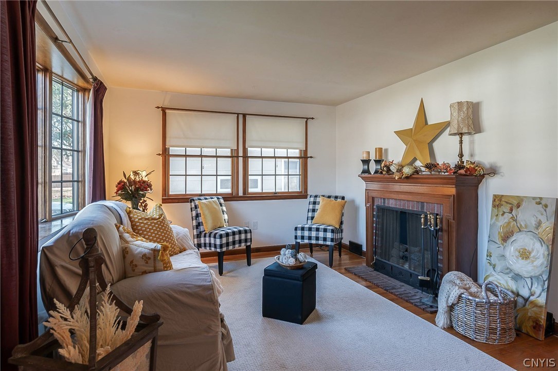 109 Ruth Road Clay, NY 13212 - Photo 3 of 21