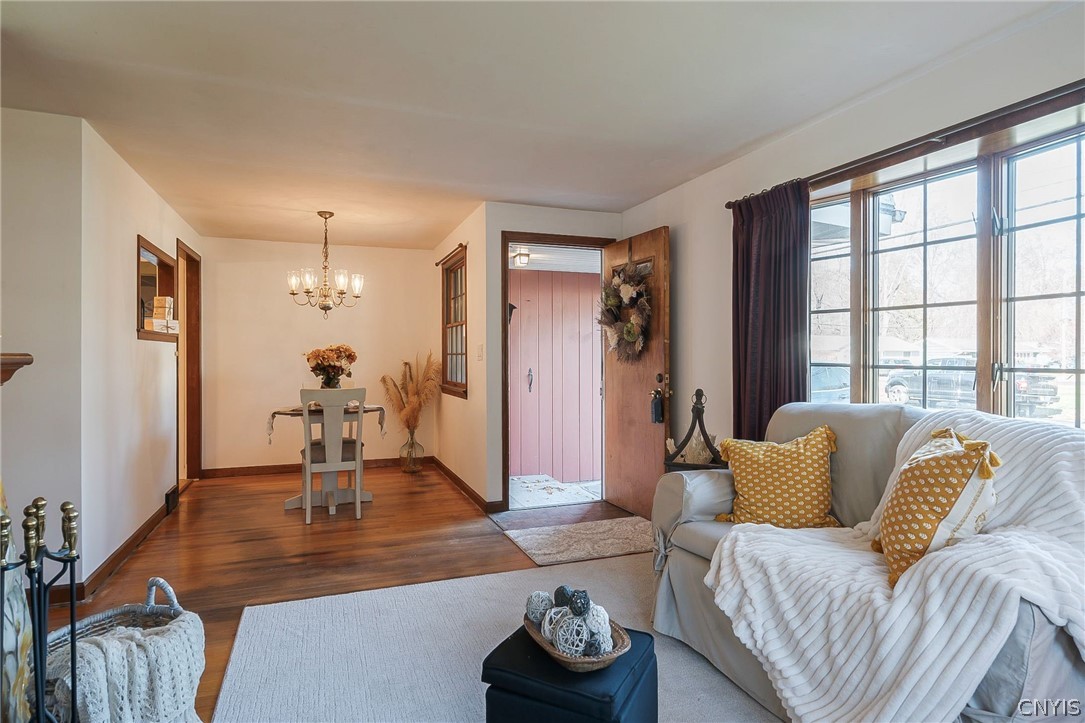 109 Ruth Road Clay, NY 13212 - Photo 5 of 21