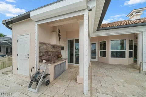 $1,100,000 | 4310 Sands Boulevard, Cape Coral, FL 33914