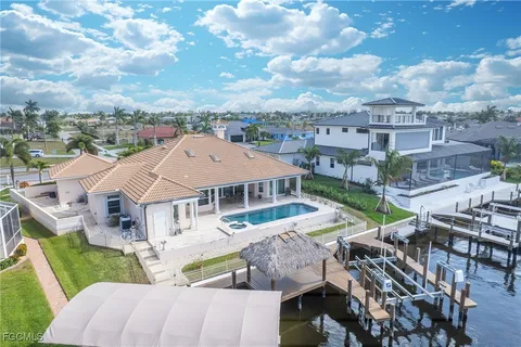$1,100,000 | 4310 Sands Boulevard, Cape Coral, FL 33914