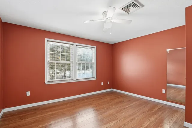 $324,900 | 117 Fox Hollow Way, Manchester, NH 03104