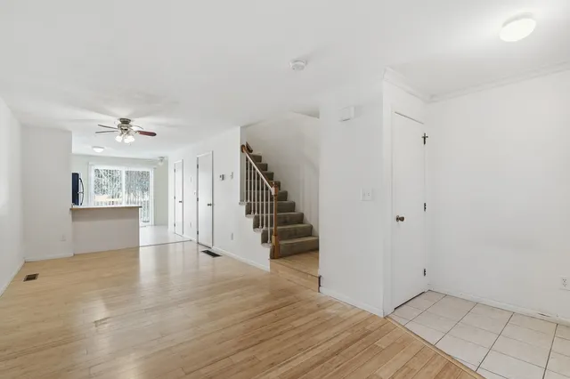 $324,900 | 117 Fox Hollow Way, Manchester, NH 03104